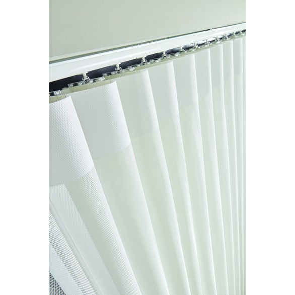 Vertikalios diena naktis užuolaidos