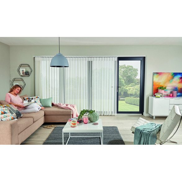 Vertikalios diena naktis užuolaidos