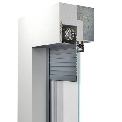 Integruotos fasae apsauginės žaliuzės