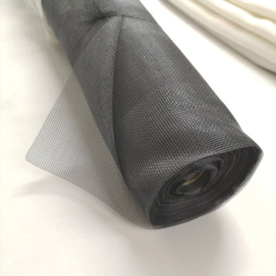 Tinklelis 1,6m nuo vabzdžių rulonuose (1,16 eur/kv.m)