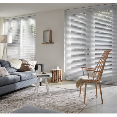 Venetial blinds 25 mm (operated by a stick and a string)