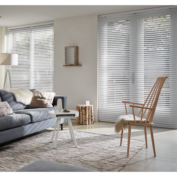 Venetial blinds 25 mm (operated by a stick and a string)