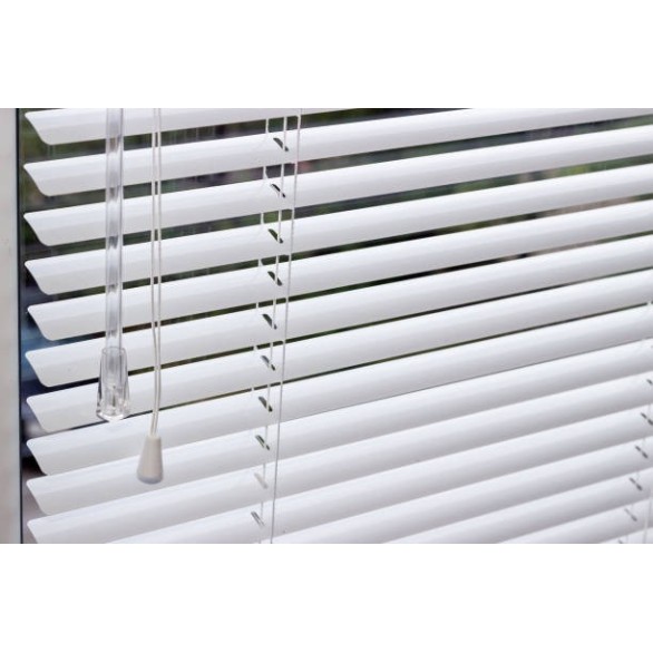 Venetial blinds 25 mm (operated by a stick and a string)
